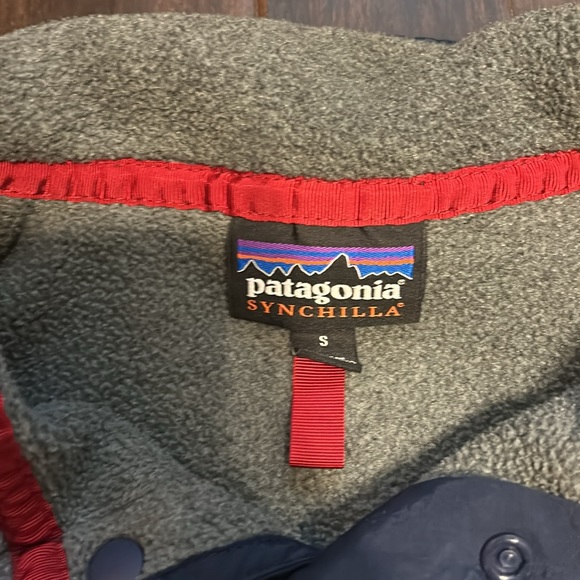 Gray Patagonia Synchilla Quarter Button-up - Picture 2 of 3
